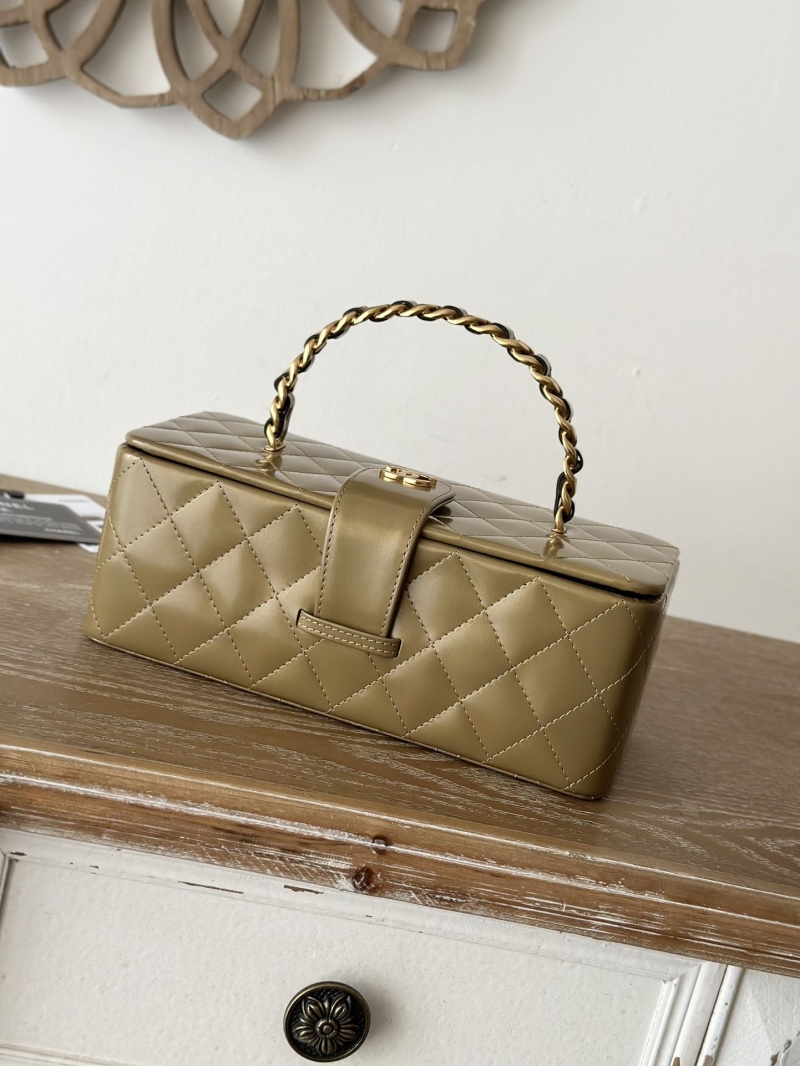 Ch**el cosmetic bags